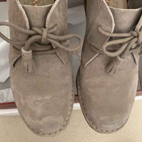 Hush puppies suede booties with laces in Taupe - Picture 4 of 14